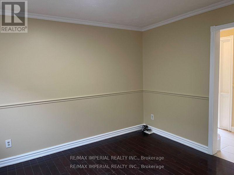 Front Unit - 166 Hupfield Trail E, Toronto, ON - Indoor Photo Showing Other Room