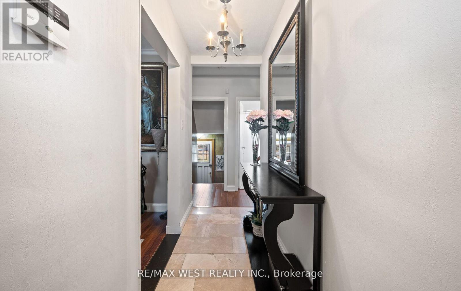 57 Westglen Crescent, Toronto, ON - Photo Showing Other Room