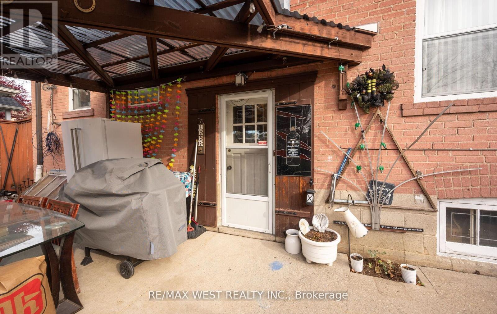 57 Westglen Crescent, Toronto, ON - Outdoor With Exterior