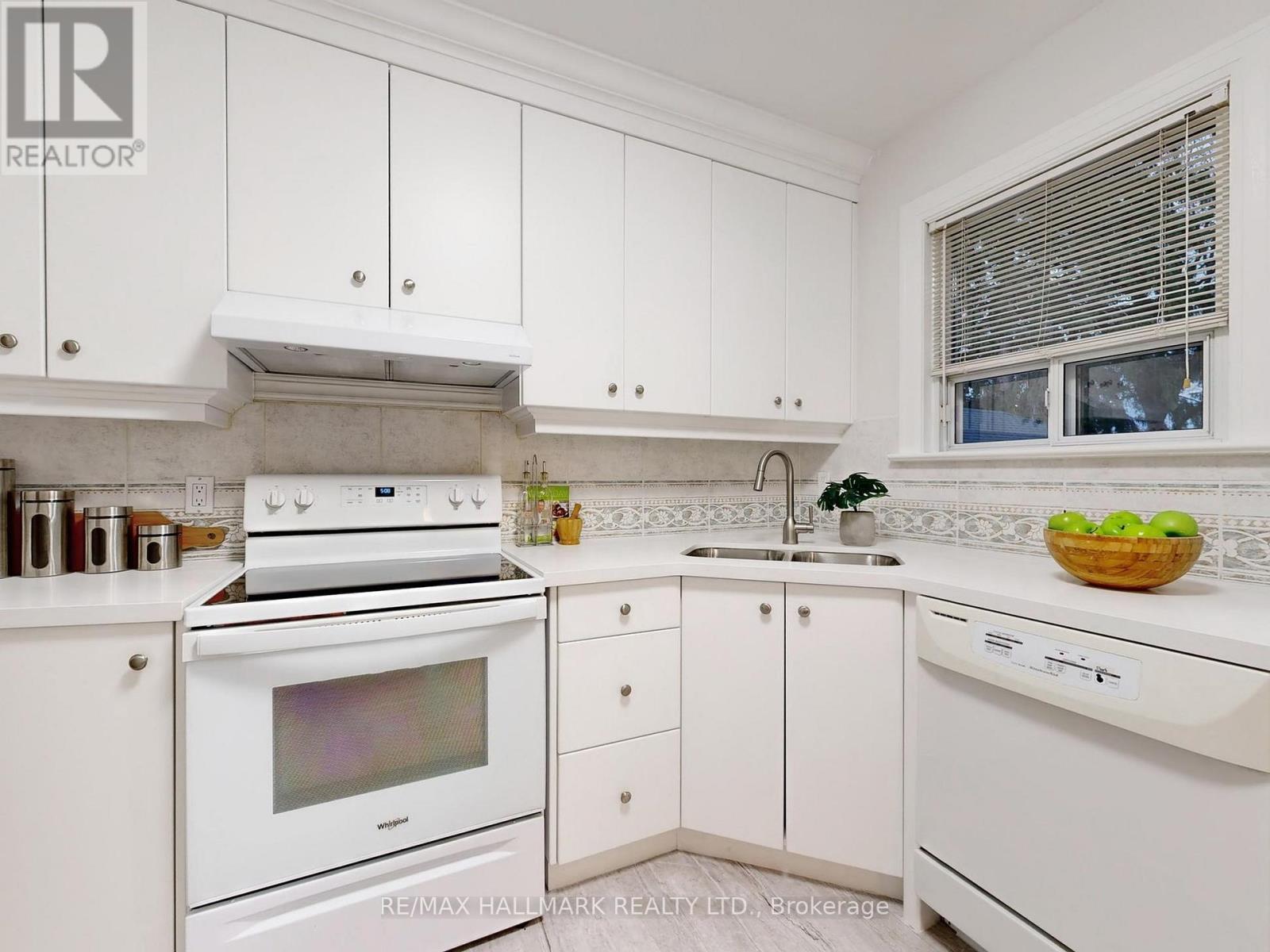 1 Andrew Avenue, Toronto, ON - Indoor Photo Showing Kitchen With Double Sink