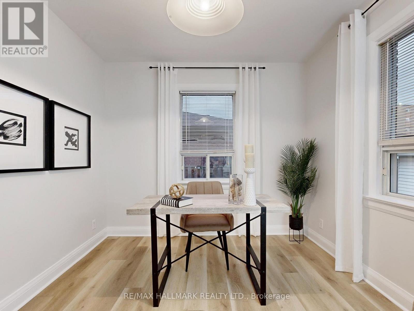 1 Andrew Avenue, Toronto, ON - Indoor