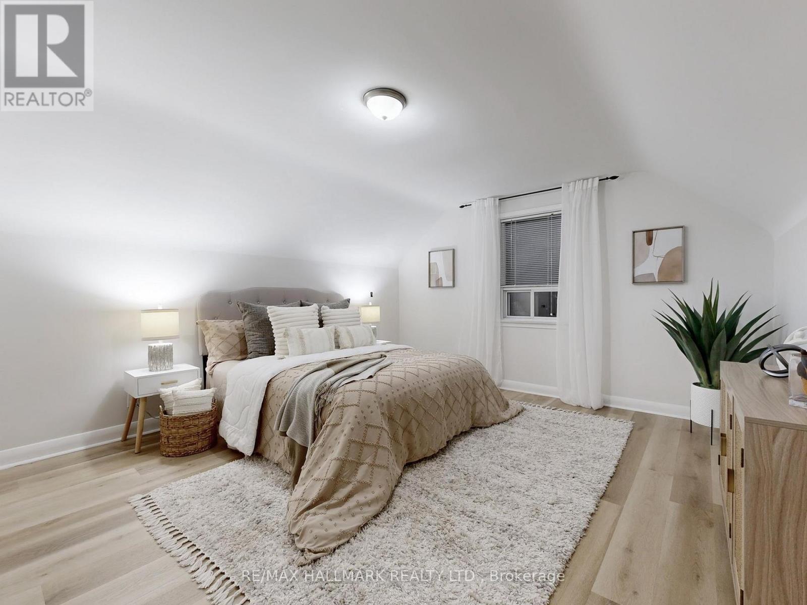 1 Andrew Avenue, Toronto, ON - Indoor Photo Showing Bedroom