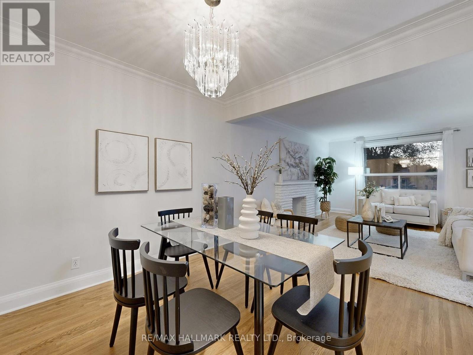 1 Andrew Avenue, Toronto, ON - Indoor Photo Showing Dining Room