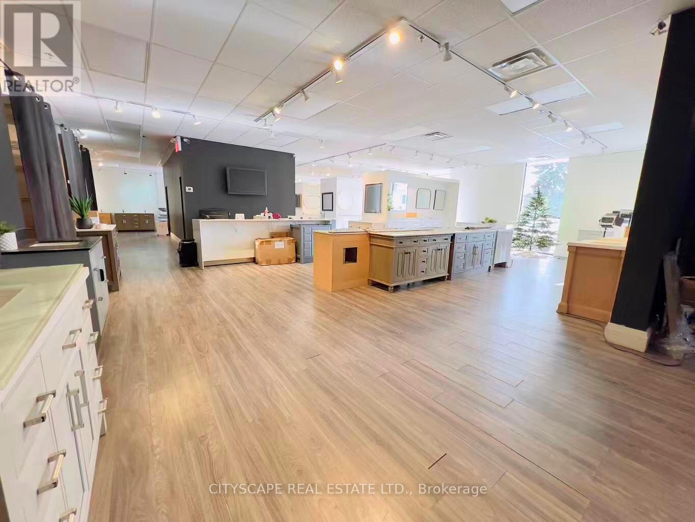 102 - 100 Steelcase Road, Markham, ON