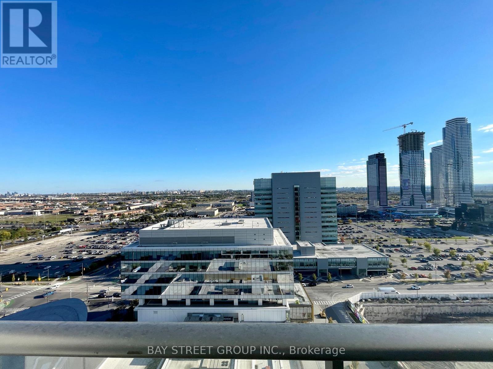 2207 - 5 Buttermill Avenue, Vaughan, ON - Outdoor With View