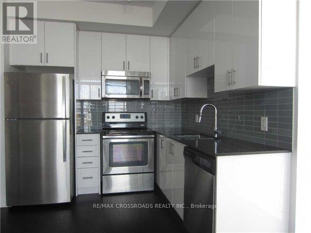 305 - 9582 Markham Road, Markham, ON - Indoor Photo Showing Kitchen With Stainless Steel Kitchen With Upgraded Kitchen