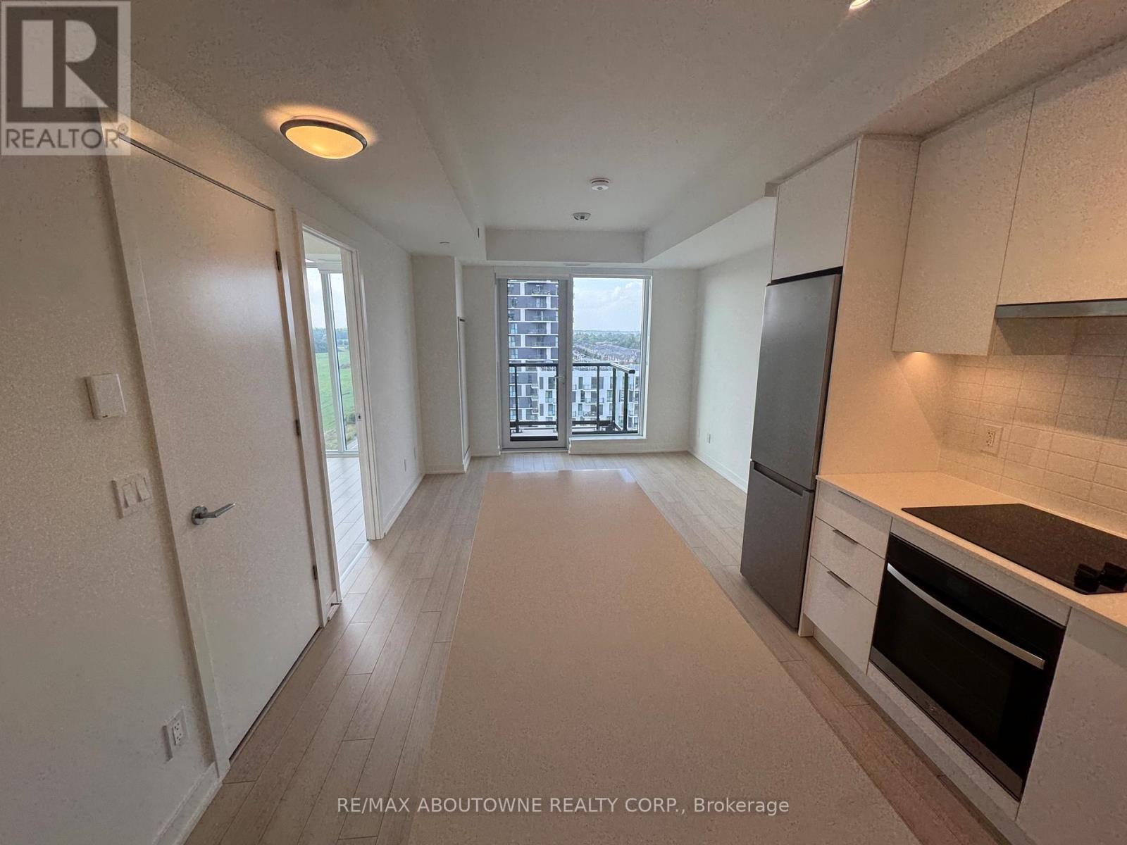 1204 - 3079 Trafalgar Road, Oakville, ON - Indoor Photo Showing Other Room