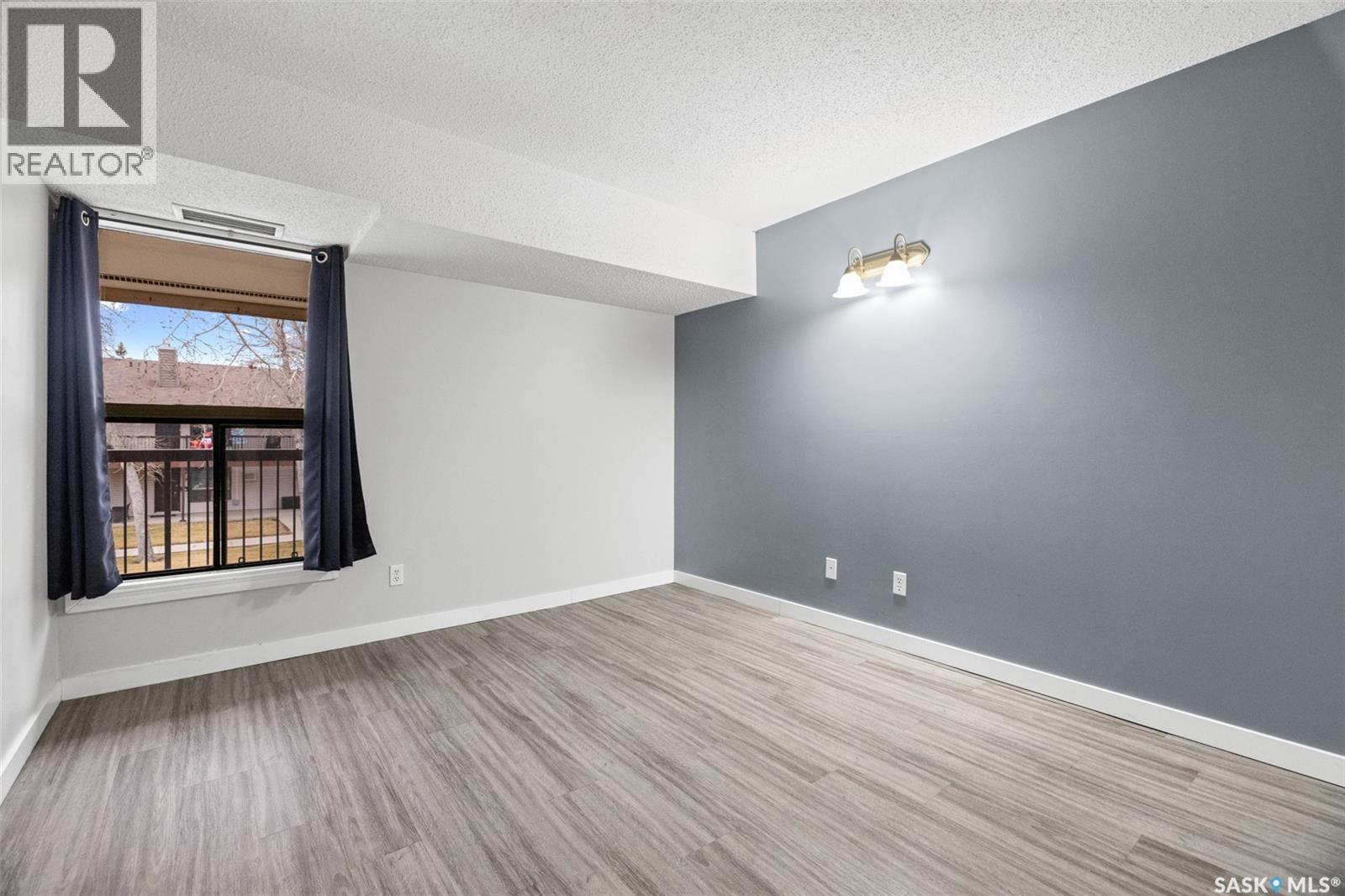 70 Gore Place, Regina, SK - Indoor Photo Showing Other Room