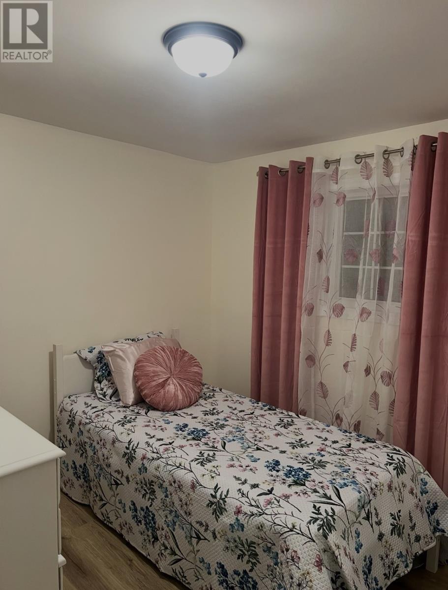 52 Fifth Street, Wabana, NL - Indoor Photo Showing Bedroom