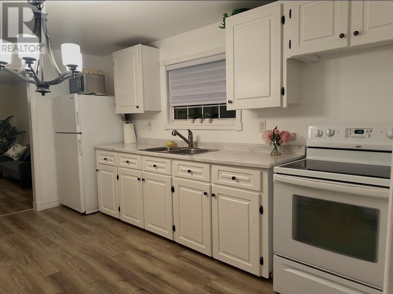 52 Fifth Street, Wabana, NL - Indoor Photo Showing Kitchen With Double Sink
