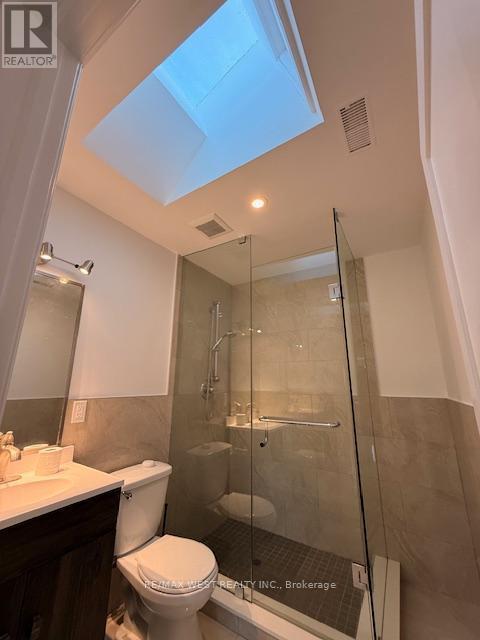 2Nd Floor - 191 Rosethorn Avenue, Toronto, ON - Indoor Photo Showing Bathroom