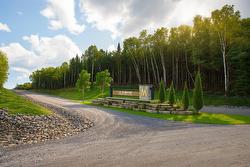 Ch. du Lac-des-Sables Sainte-Agathe-Des-Monts, QC J8C 0Z4