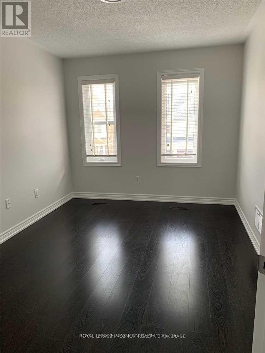 8 Tustin Road, Brampton, ON - Indoor Photo Showing Other Room