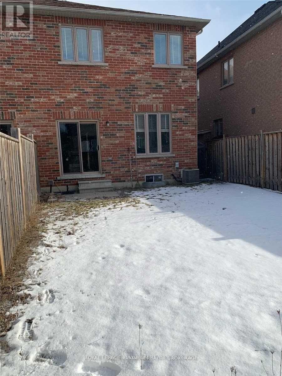 8 Tustin Road, Brampton, ON - Outdoor With Exterior