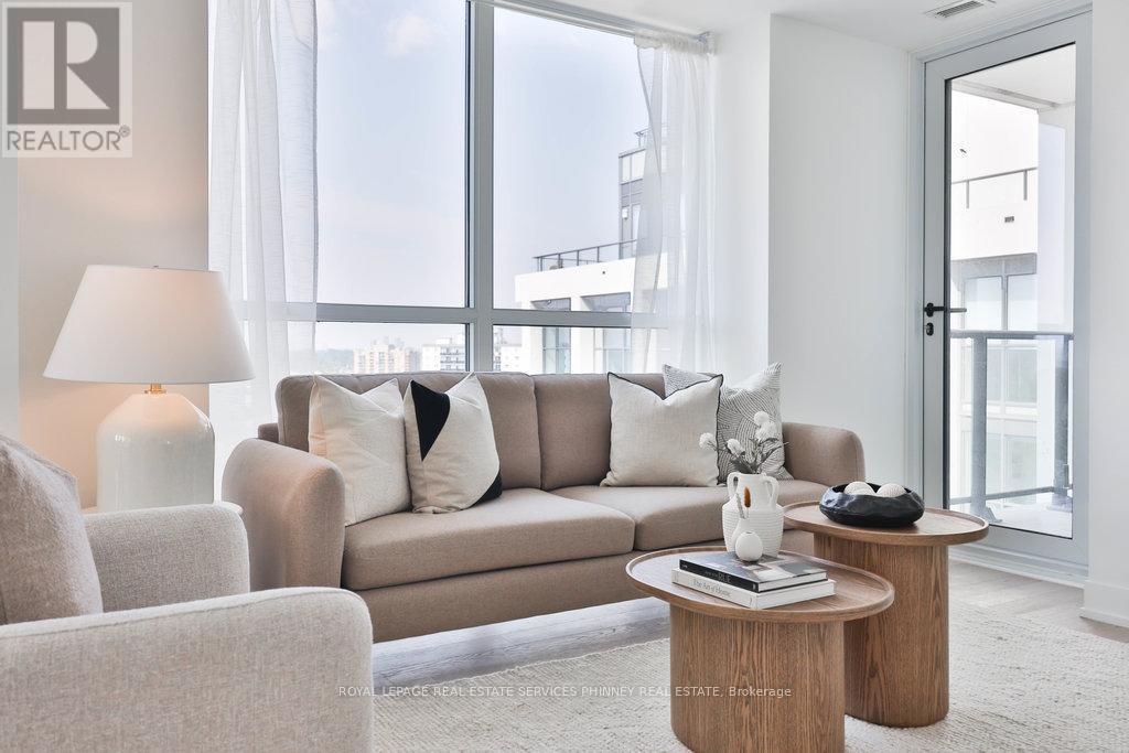 1207 - 1063 Douglas Mccurdy Common, Mississauga, ON - Indoor Photo Showing Living Room