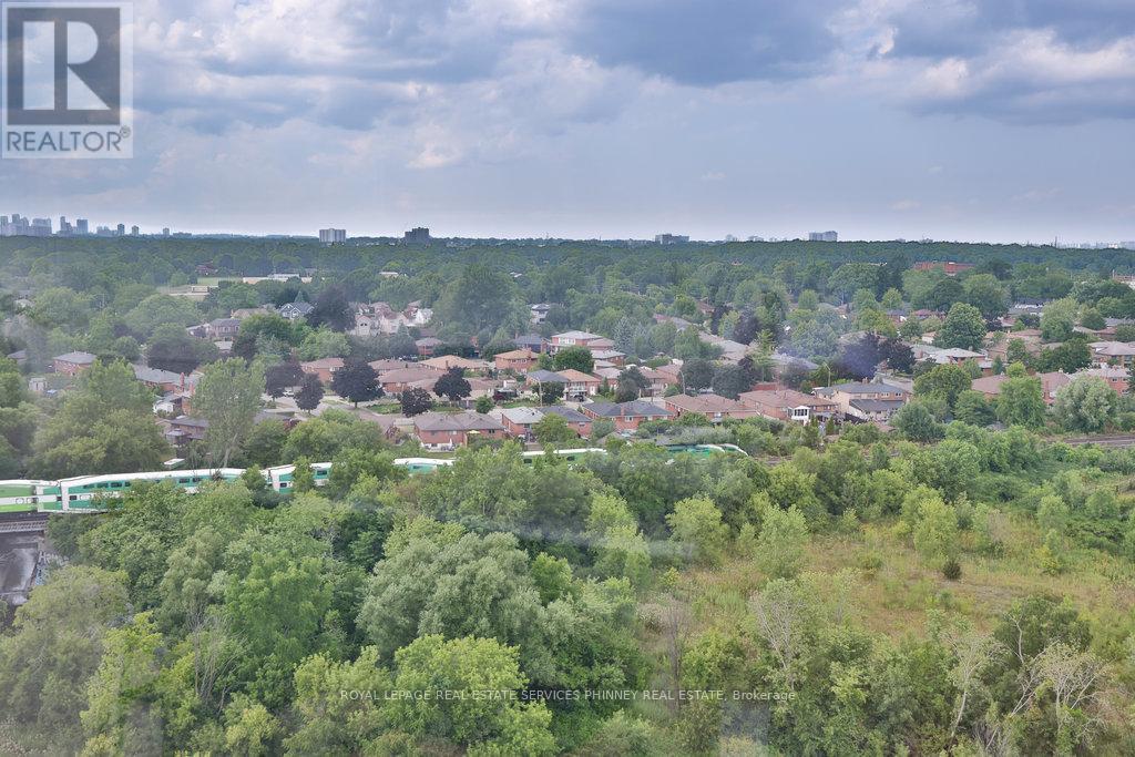 1207 - 1063 Douglas Mccurdy Common, Mississauga, ON - Outdoor With View