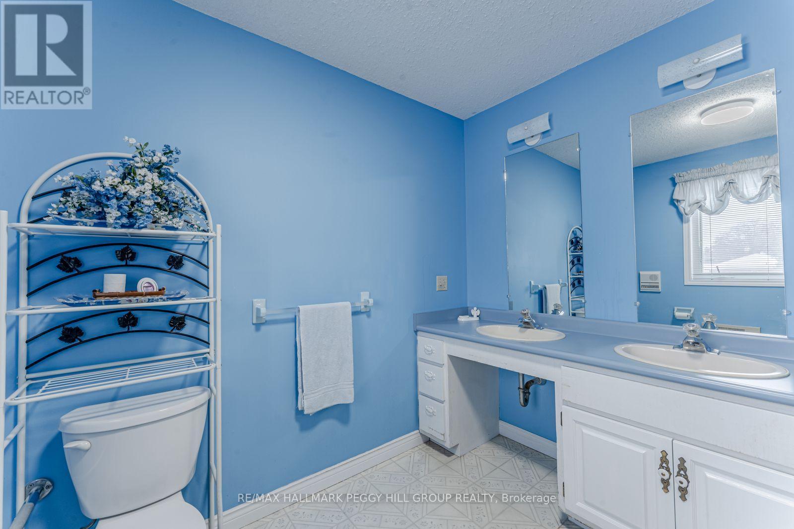 325 Ouida Street, Tay, ON - Indoor Photo Showing Bathroom