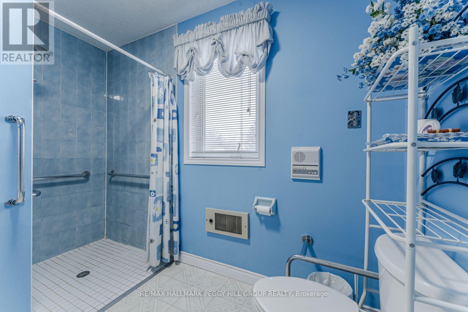 325 Ouida Street, Tay, ON - Indoor Photo Showing Bathroom