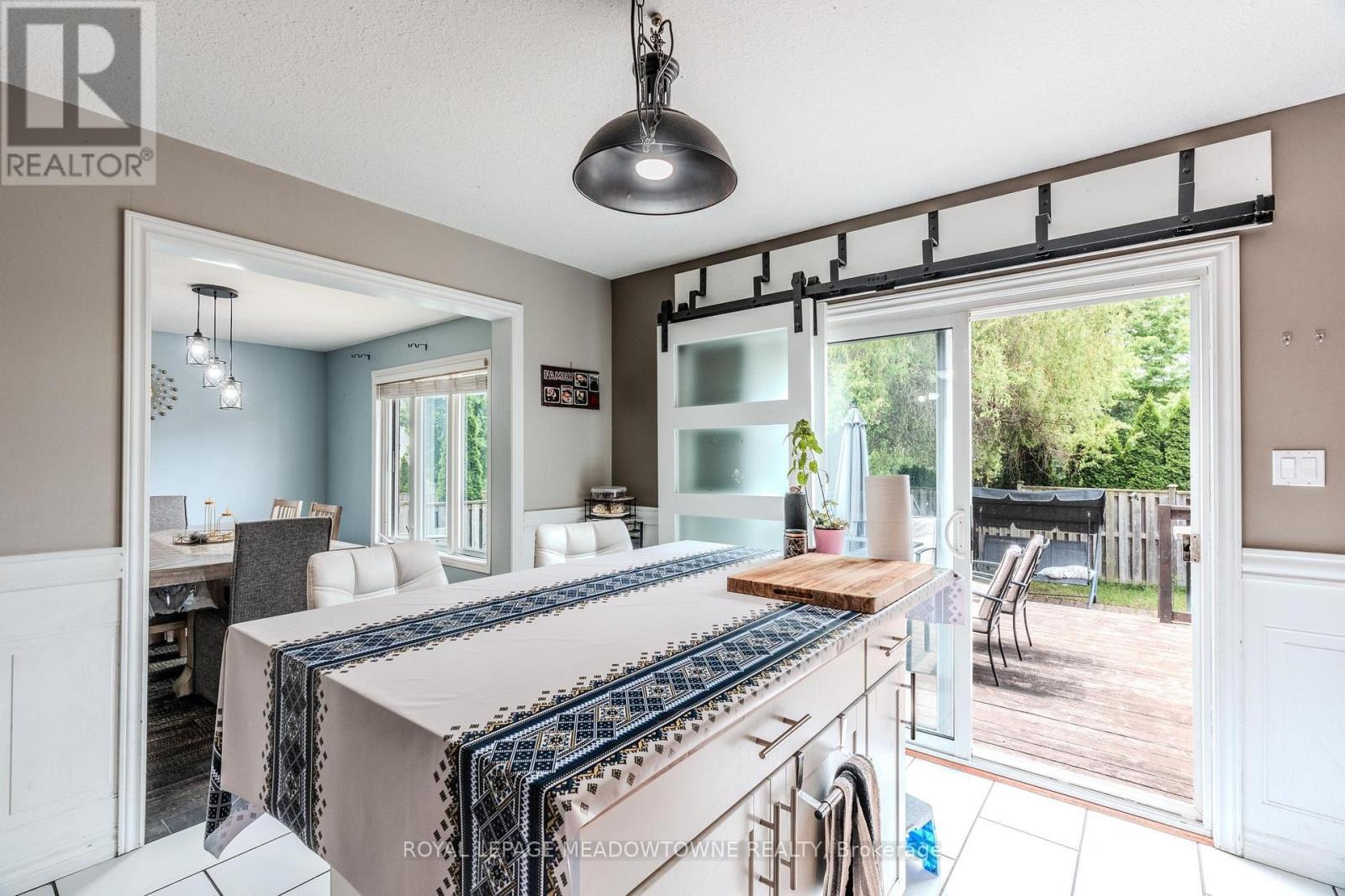 893 Bitterbush Crescent, London North, ON - Indoor