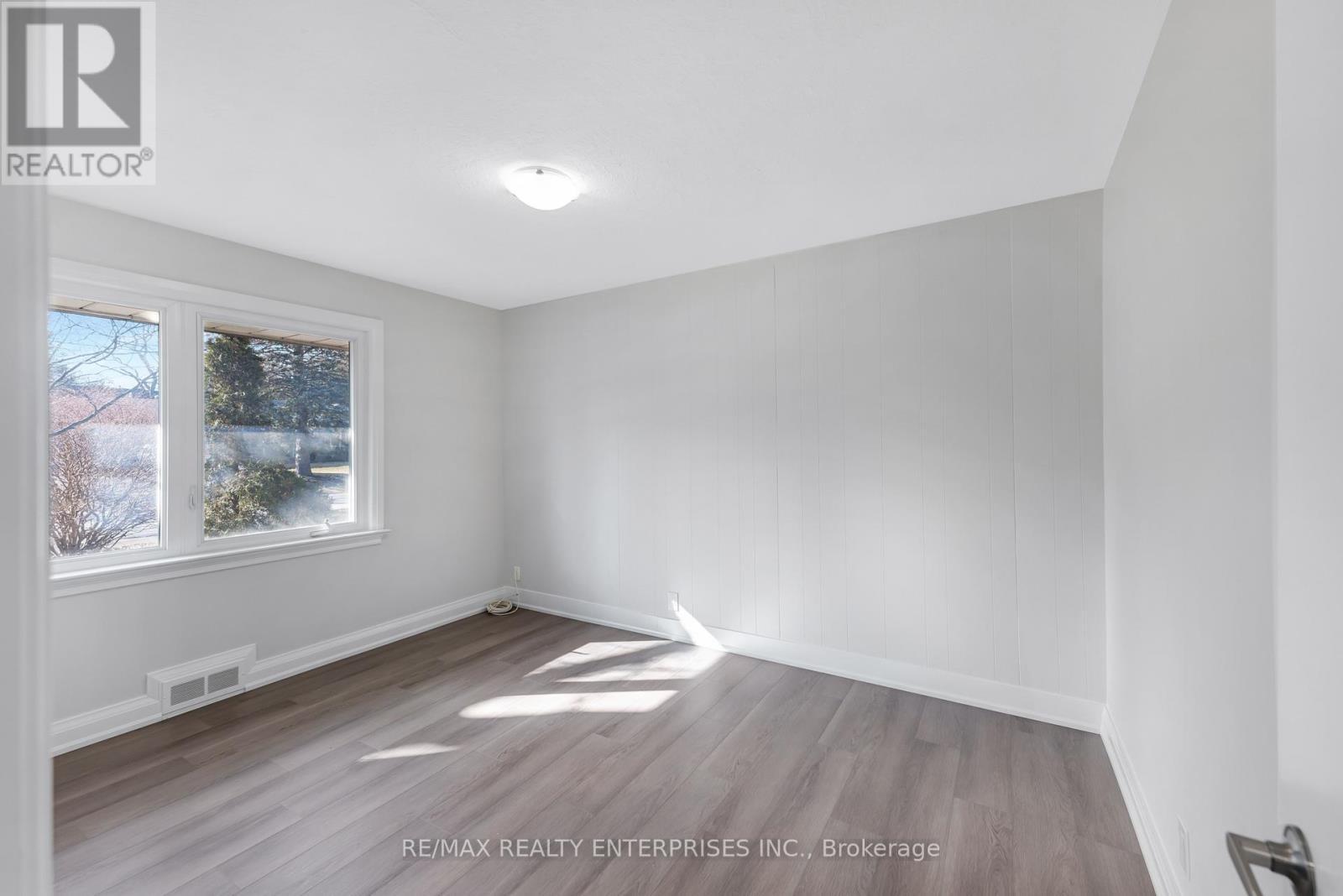 1503 Lochlin Trail, Mississauga, ON - Indoor Photo Showing Other Room
