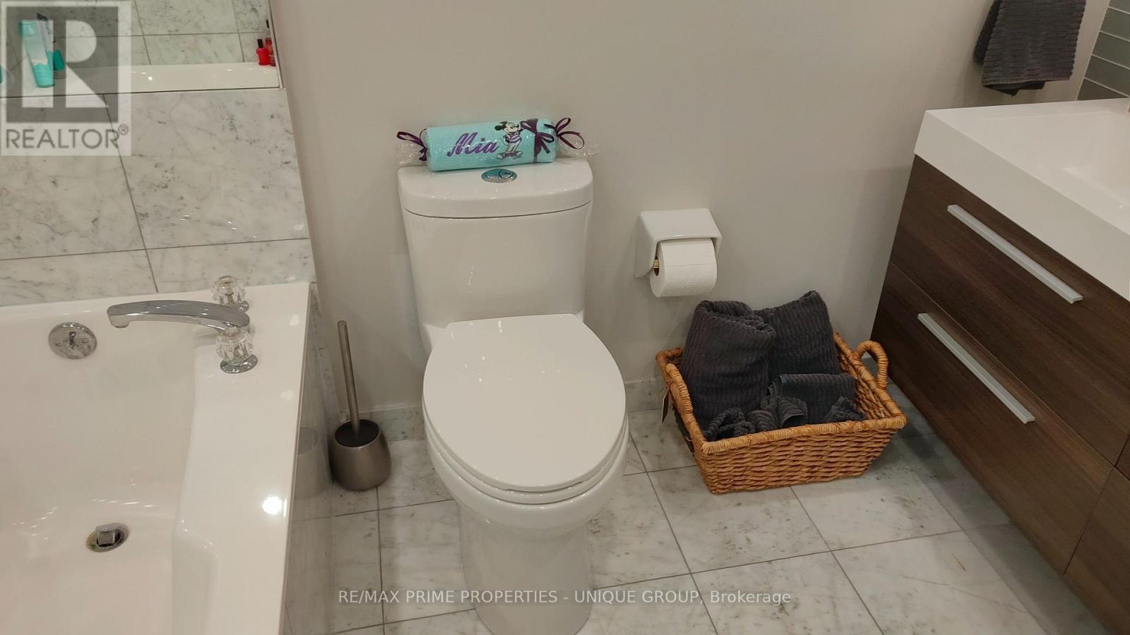 610 - 1 Palace Pier Court, Toronto, ON - Indoor Photo Showing Bathroom