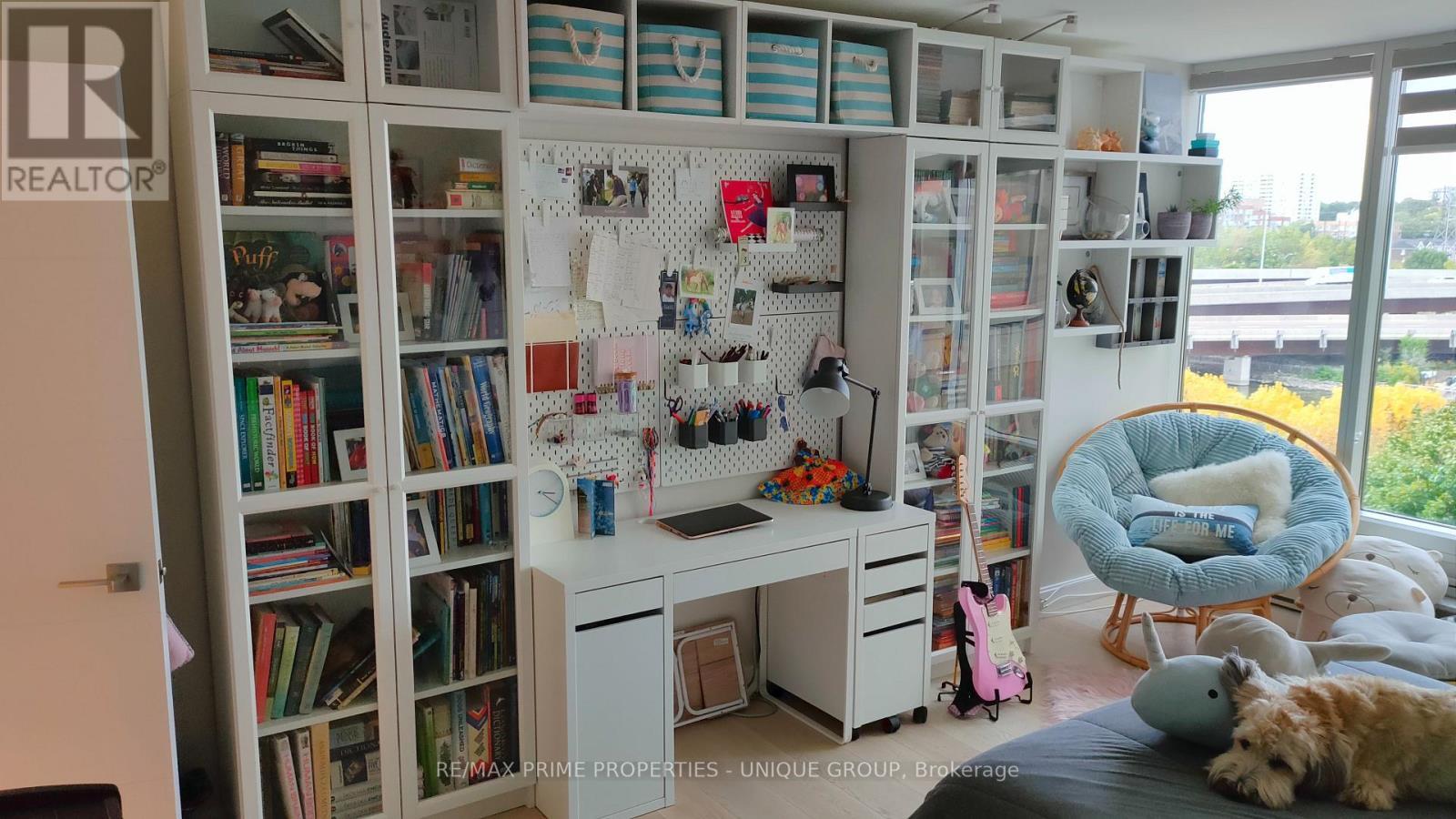 610 - 1 Palace Pier Court, Toronto, ON - Indoor