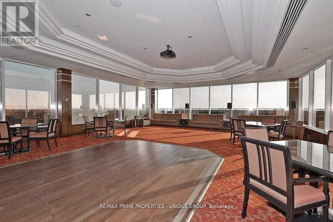 610 - 1 Palace Pier Court, Toronto, ON - Indoor