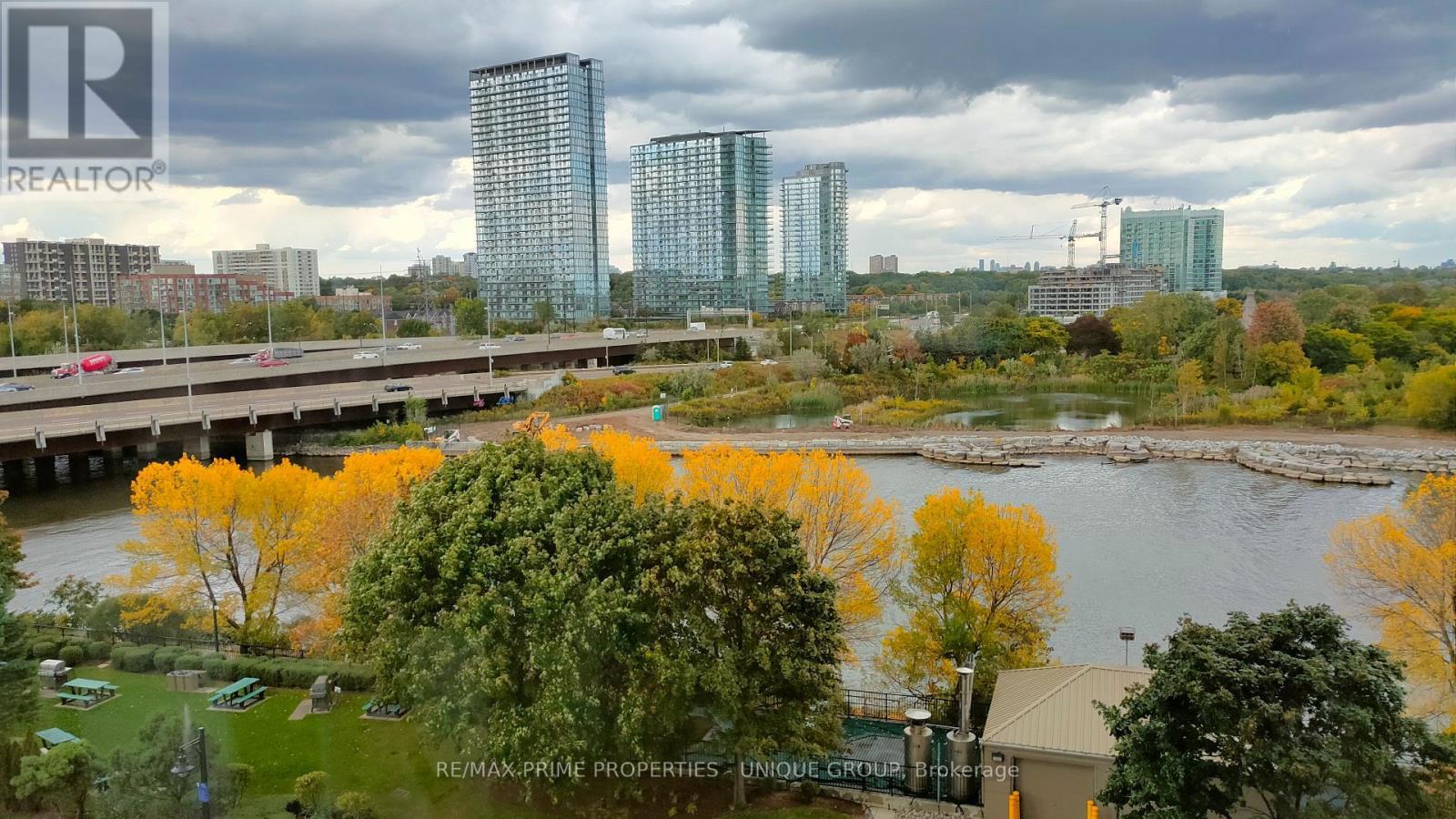 610 - 1 Palace Pier Court, Toronto, ON - Outdoor With Body Of Water With View