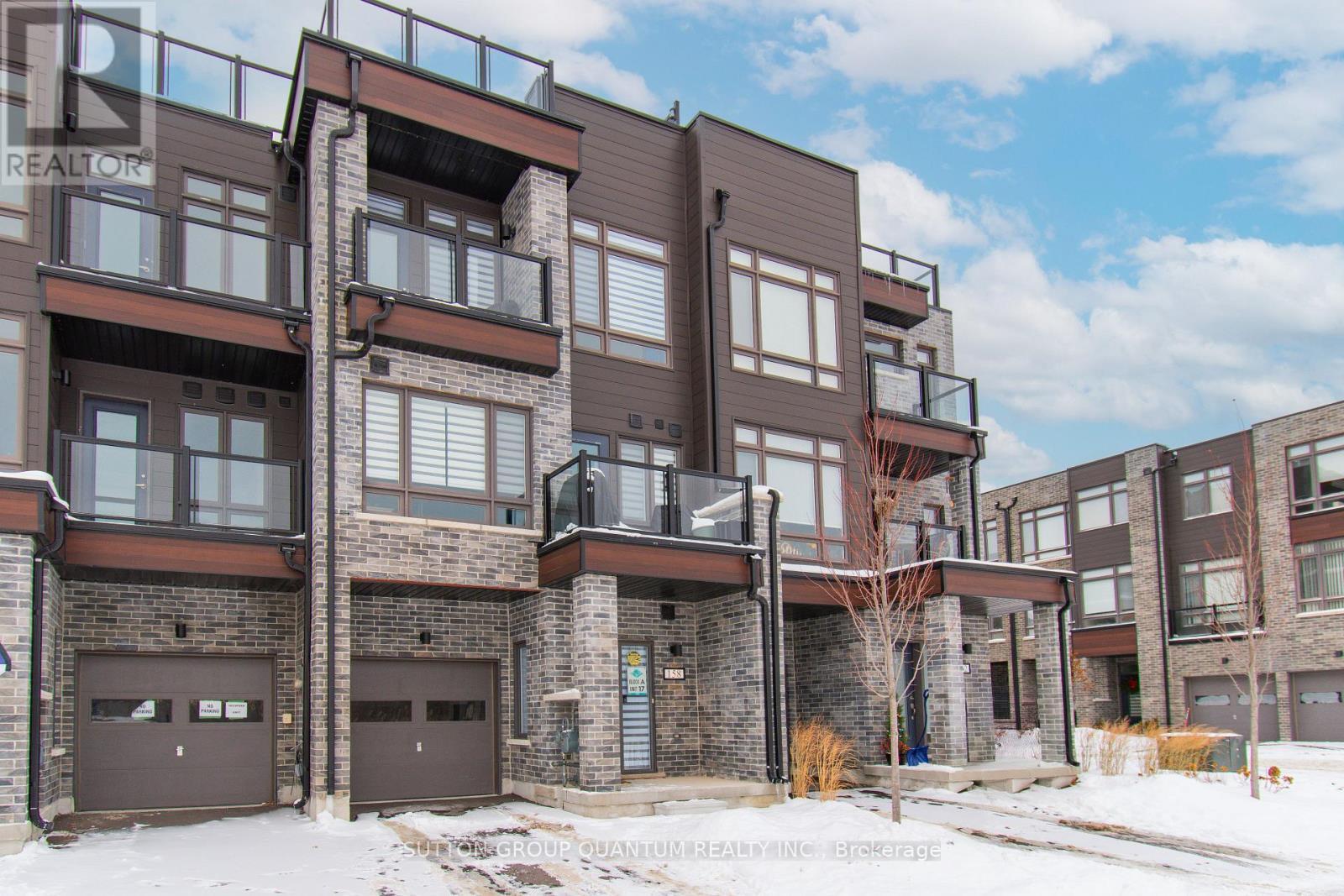 158 Elgin Street, Orillia, ON - Outdoor With Facade
