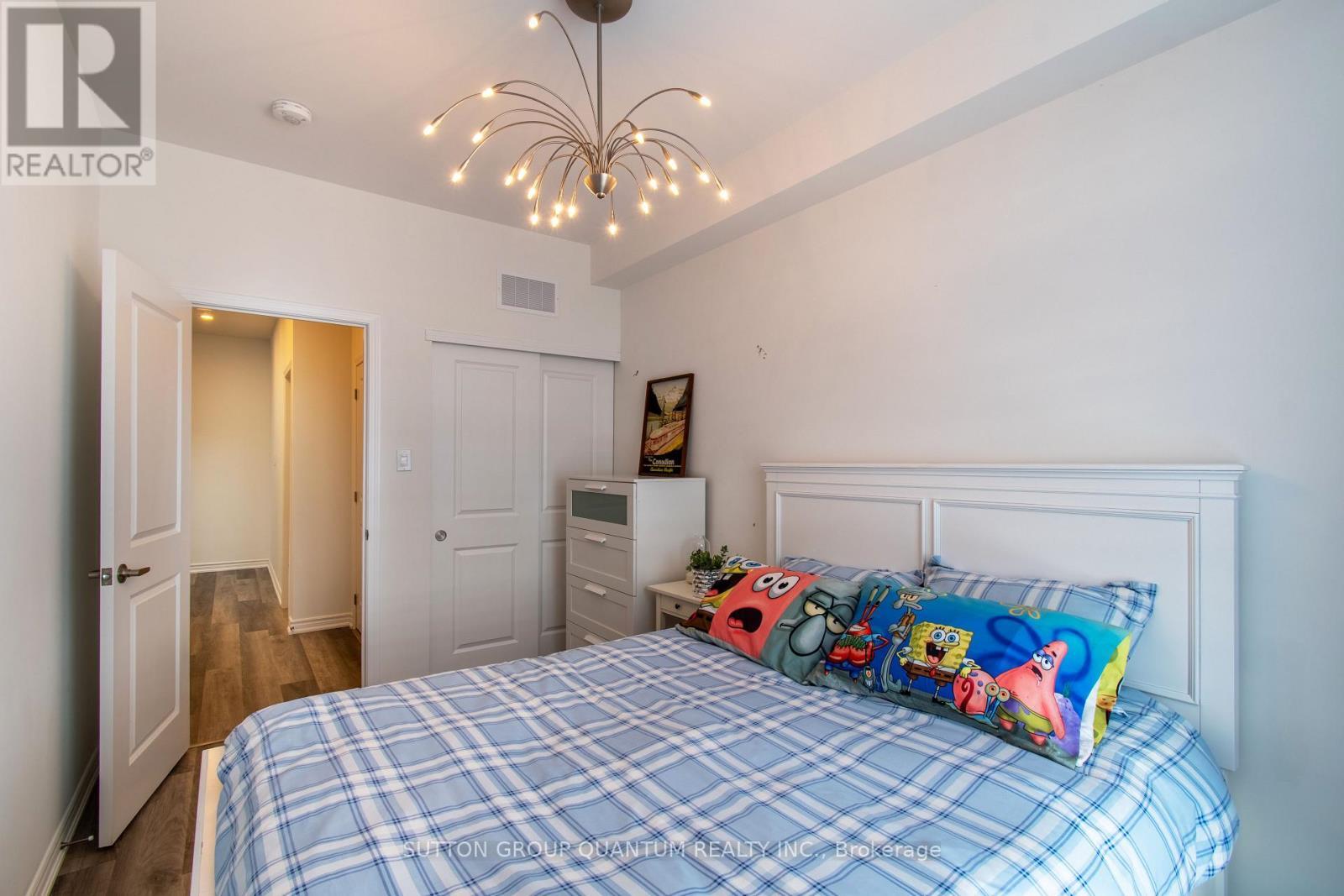 158 Elgin Street, Orillia, ON - Indoor Photo Showing Bedroom