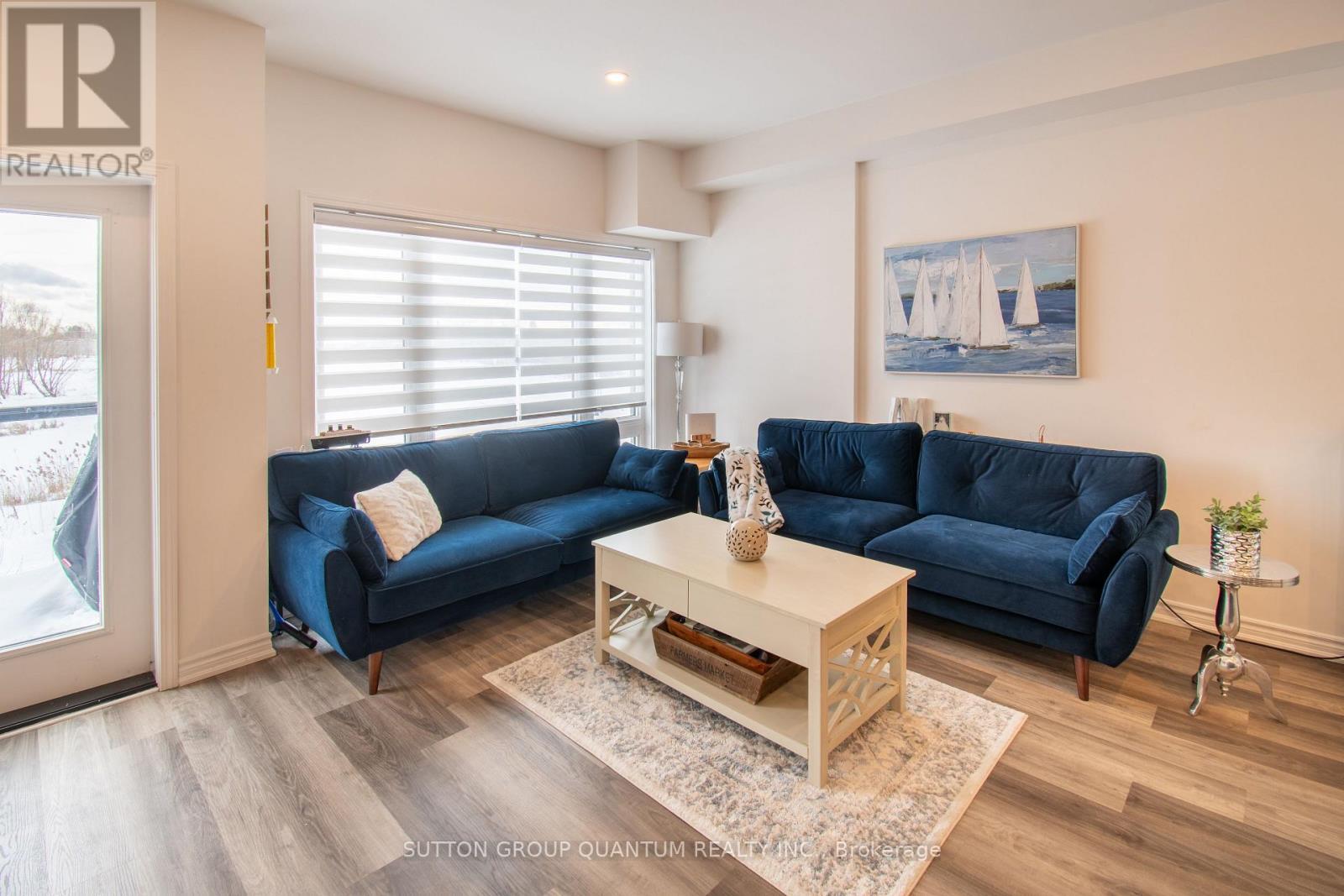 158 Elgin Street, Orillia, ON - Indoor Photo Showing Living Room