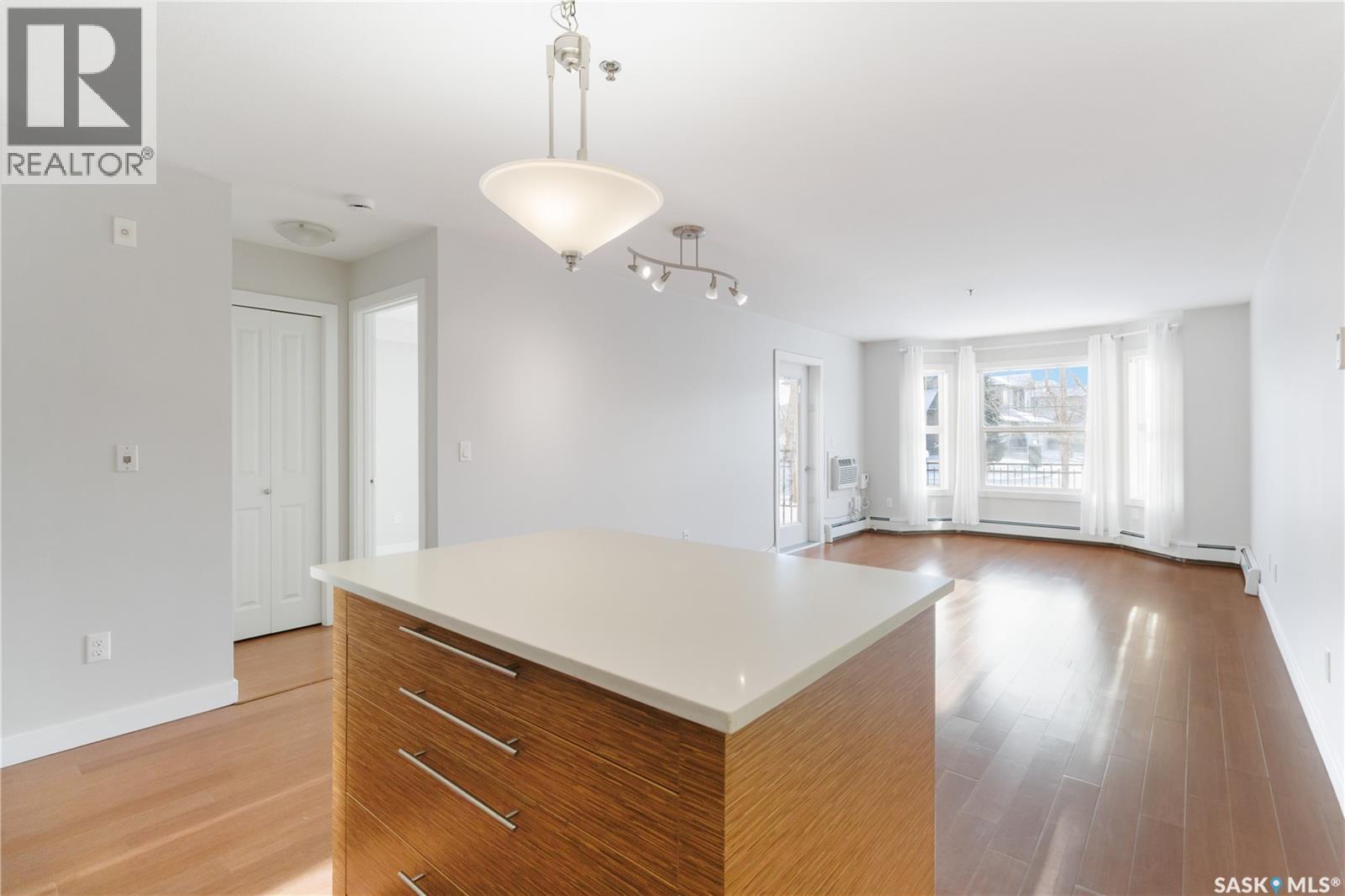 103C 415 Hunter Road, Saskatoon, SK - Indoor