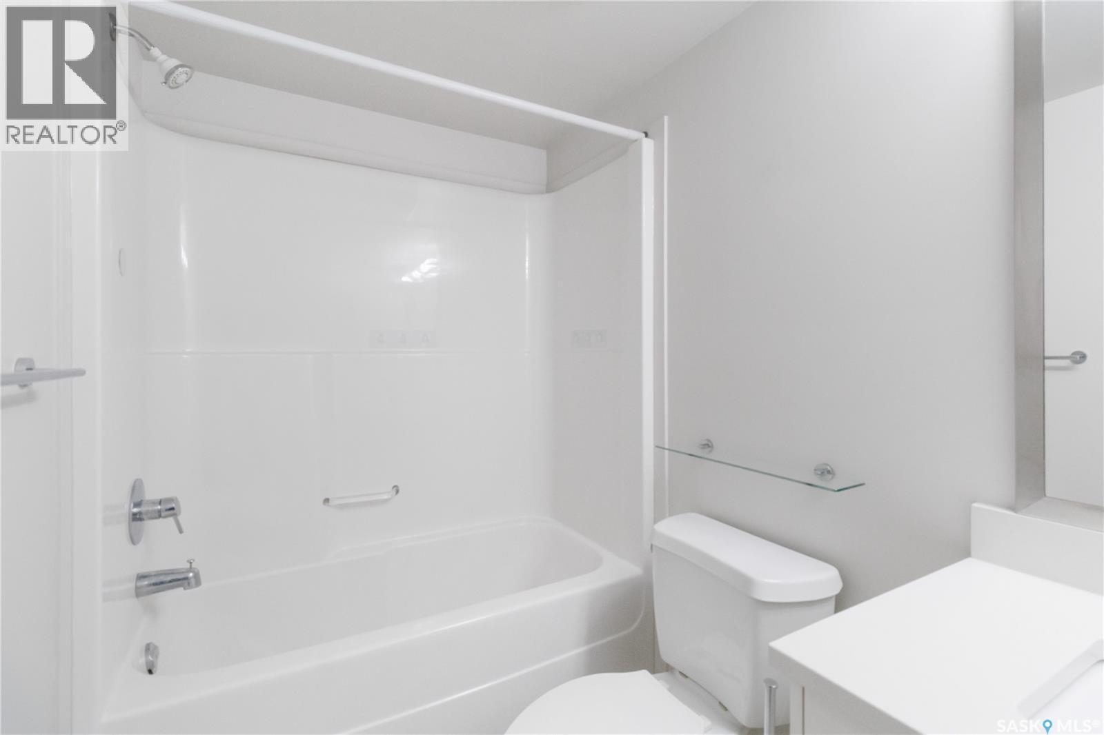 103C 415 Hunter Road, Saskatoon, SK - Indoor Photo Showing Bathroom