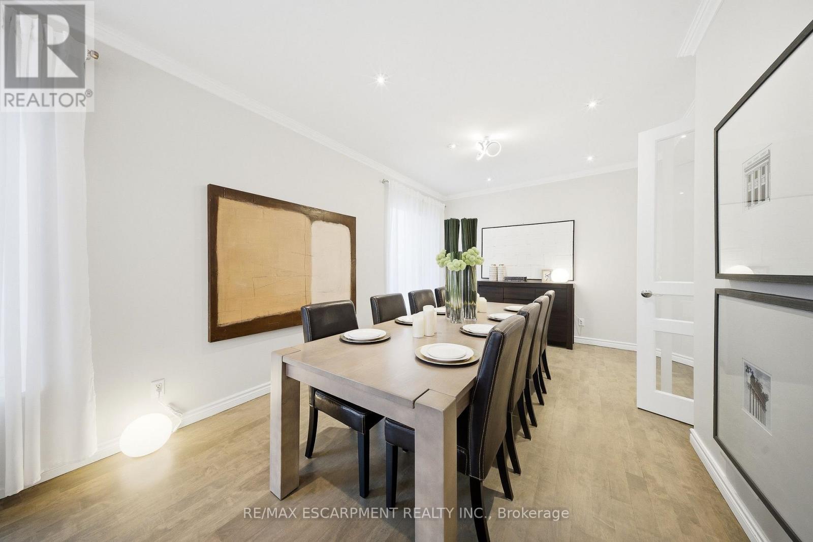 3205 Rolling Stone Court, Mississauga, ON - Indoor Photo Showing Dining Room
