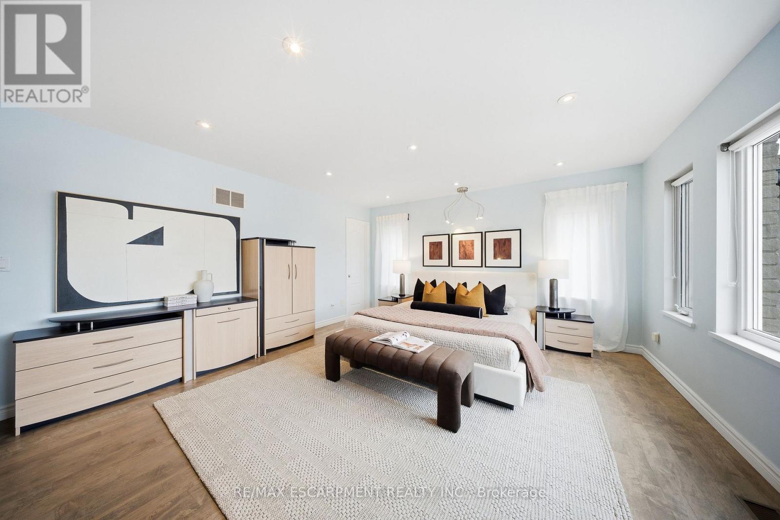 3205 Rolling Stone Court, Mississauga, ON - Indoor Photo Showing Bedroom