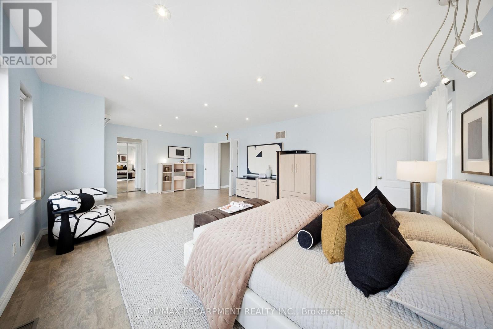 3205 Rolling Stone Court, Mississauga, ON - Indoor Photo Showing Bedroom