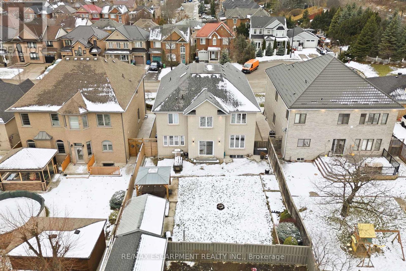 3205 Rolling Stone Court, Mississauga, ON - Outdoor With Facade