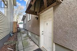 2nd Unit Private Entrance -