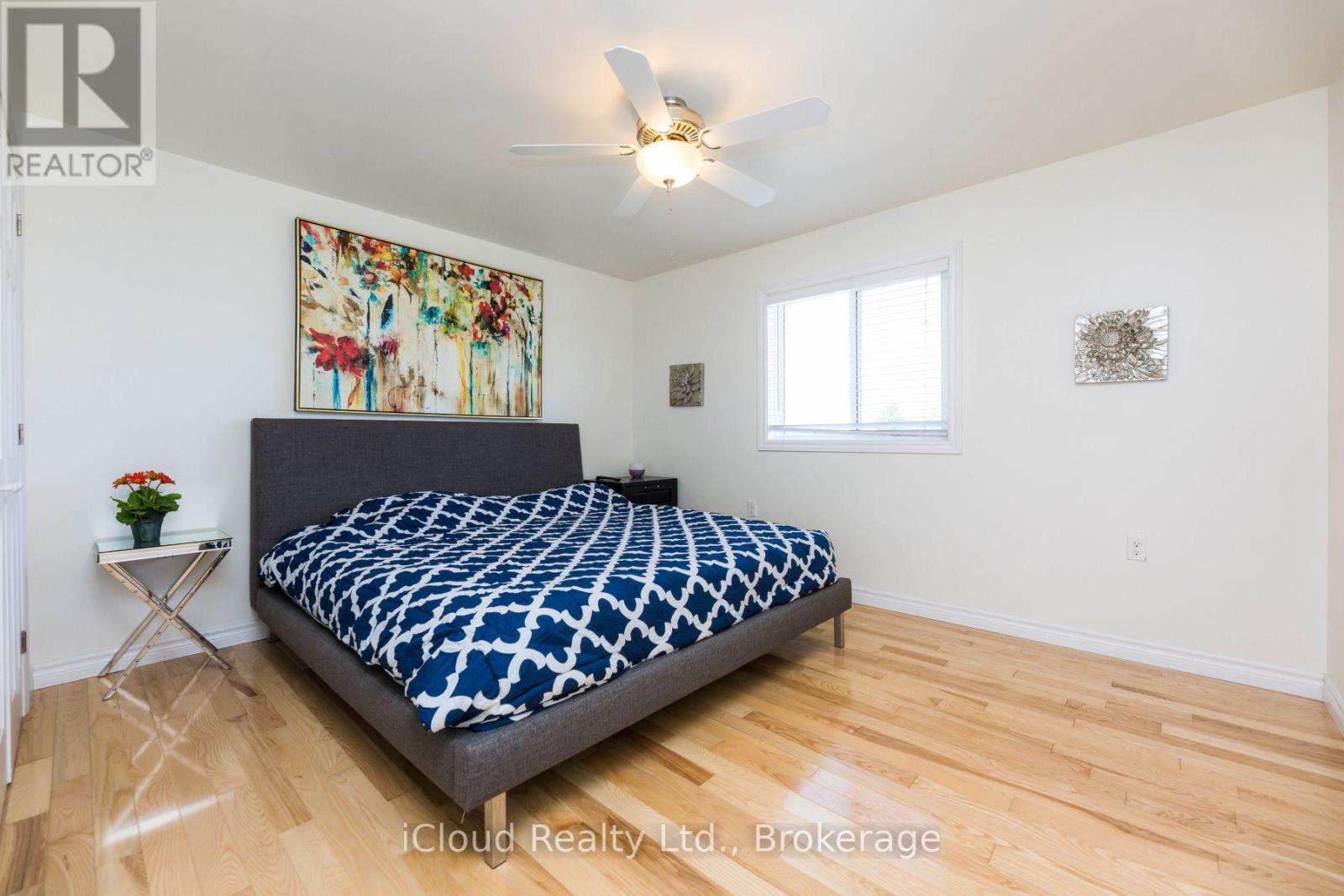 282303 Concession 4-5 Road, East Luther Grand Valley, ON - Indoor Photo Showing Bedroom