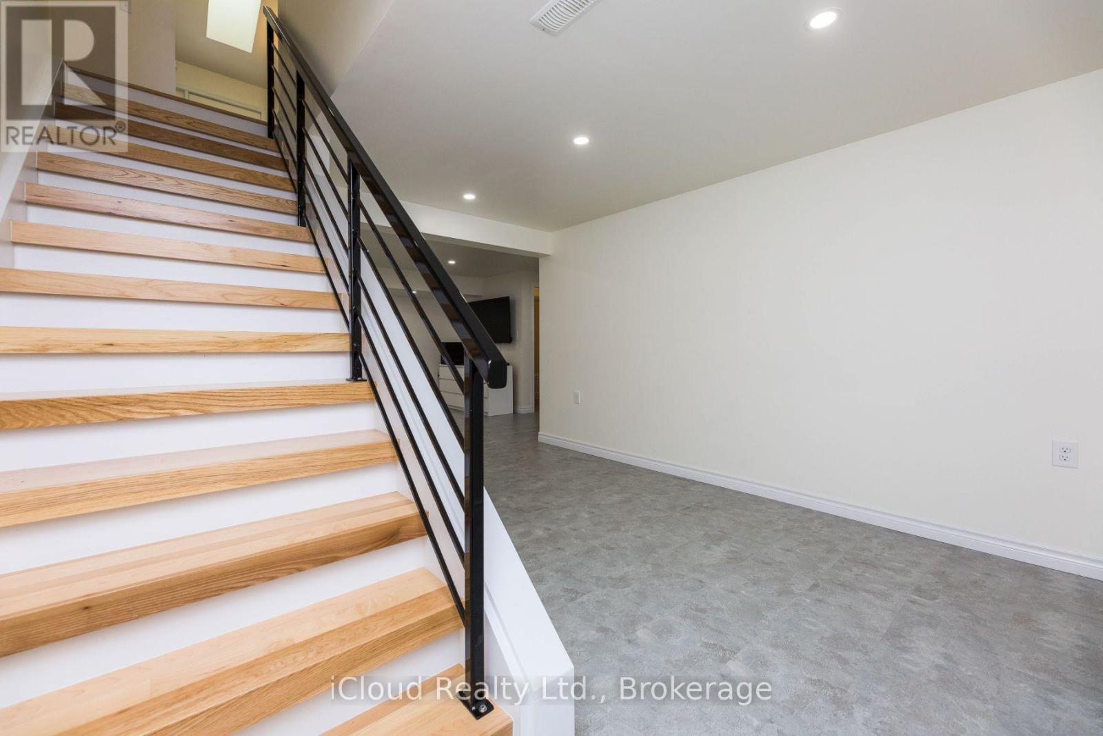 282303 Concession 4-5 Road, East Luther Grand Valley, ON - Indoor Photo Showing Other Room