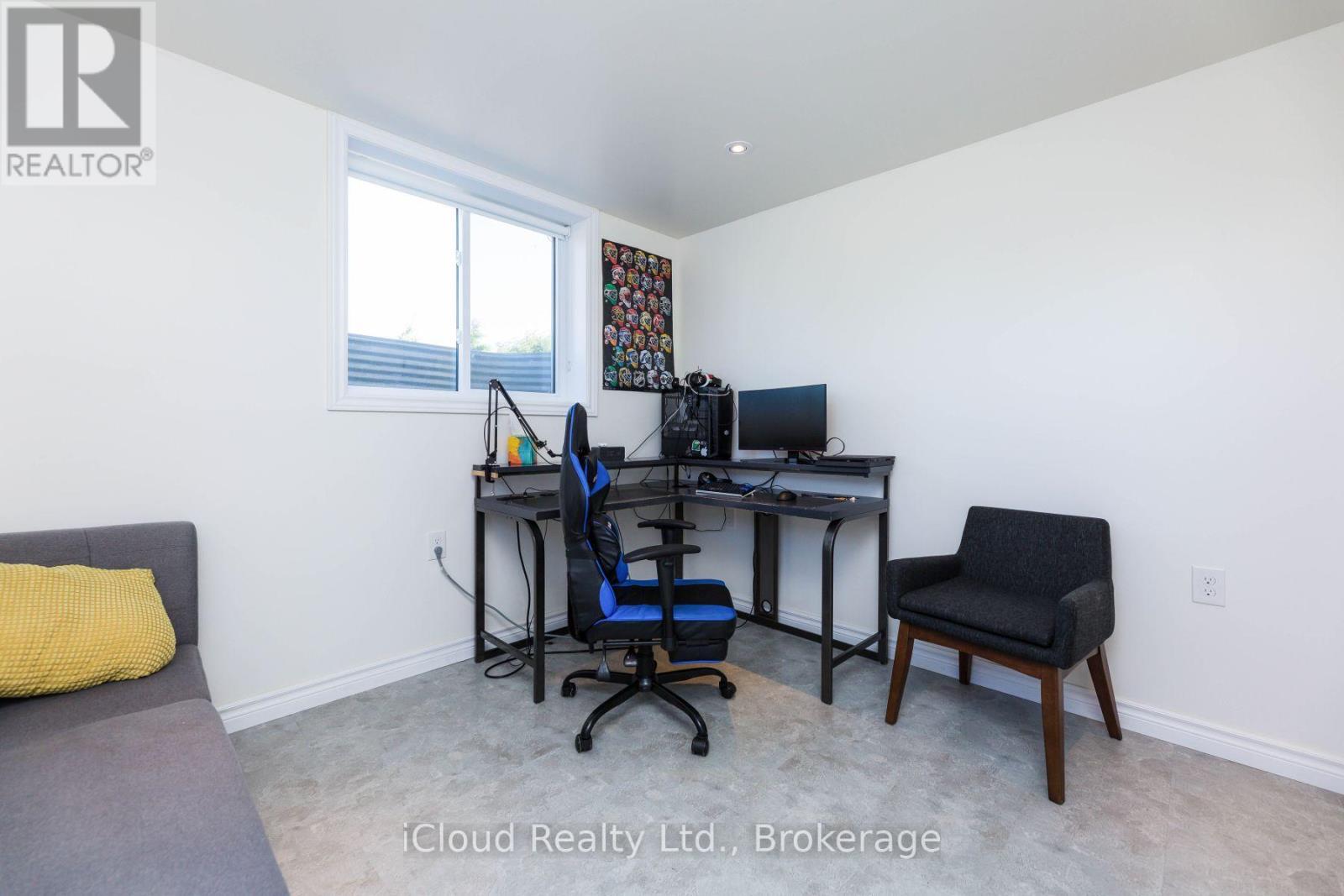 282303 Concession 4-5 Road, East Luther Grand Valley, ON - Indoor Photo Showing Office