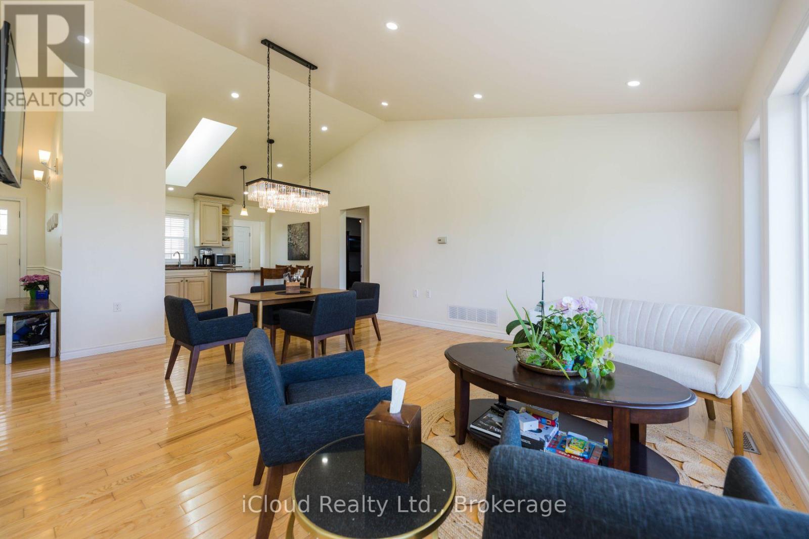 282303 Concession 4-5 Road, East Luther Grand Valley, ON - Indoor