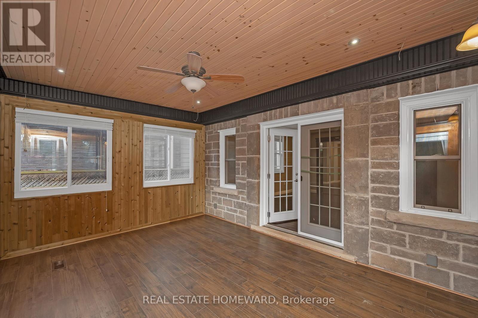 Main2Nd - 71 Paisley Avenue N, Hamilton, ON - Outdoor With Exterior