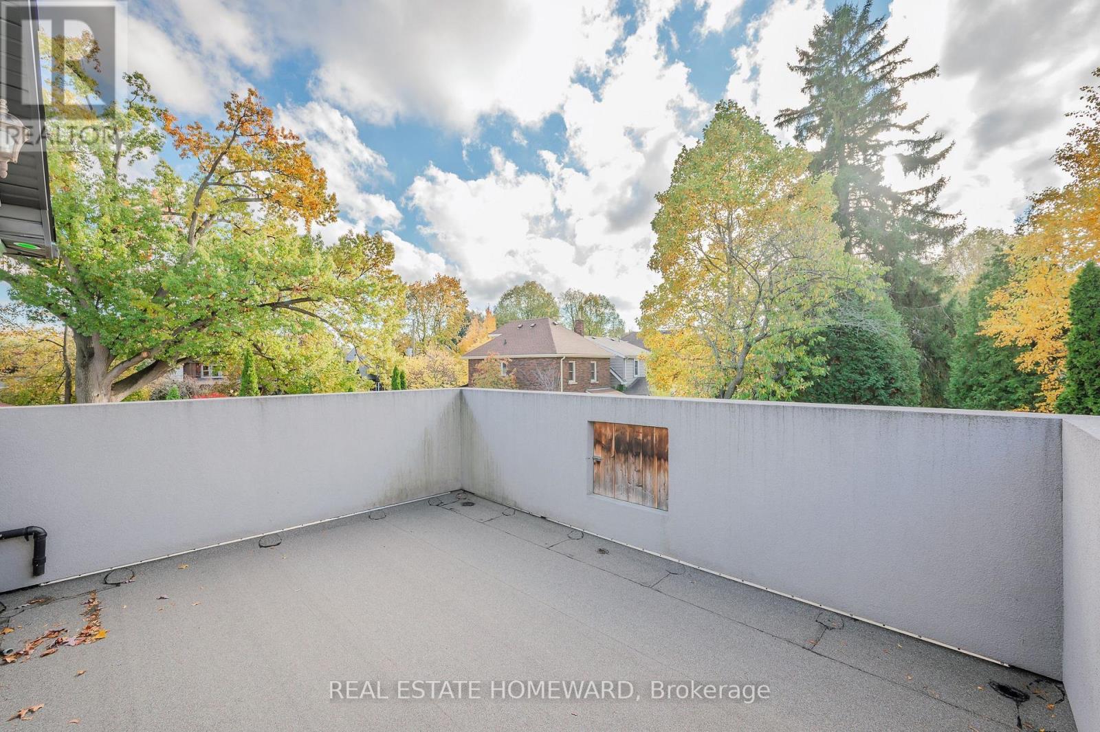 Main2Nd - 71 Paisley Avenue N, Hamilton, ON - Outdoor