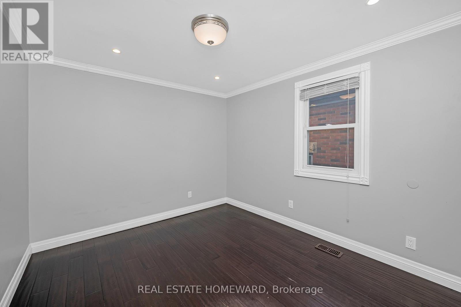 Main2Nd - 71 Paisley Avenue N, Hamilton, ON - Indoor Photo Showing Other Room