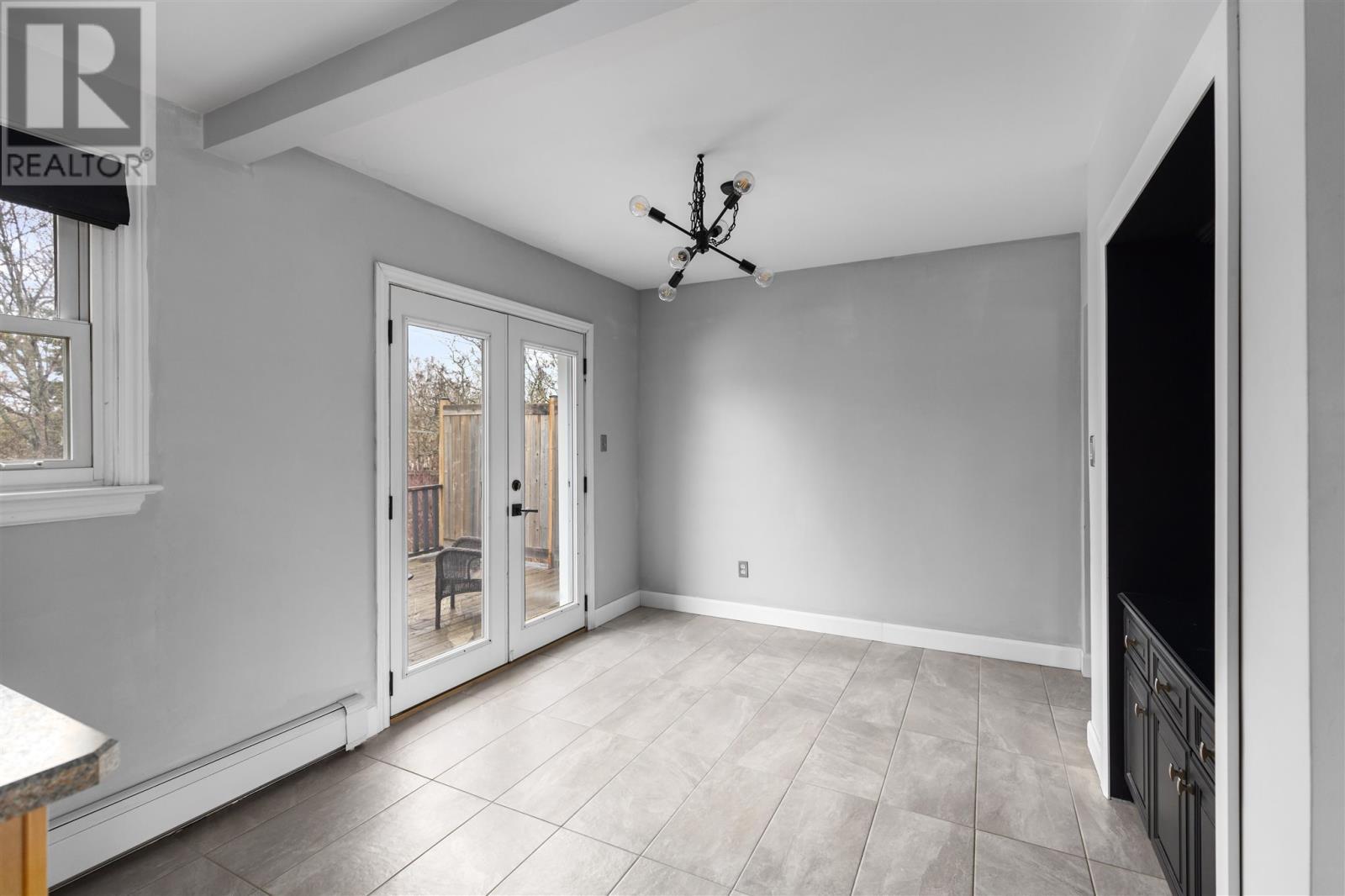 225 Hugill St, Sault Ste. Marie, ON - Indoor Photo Showing Other Room