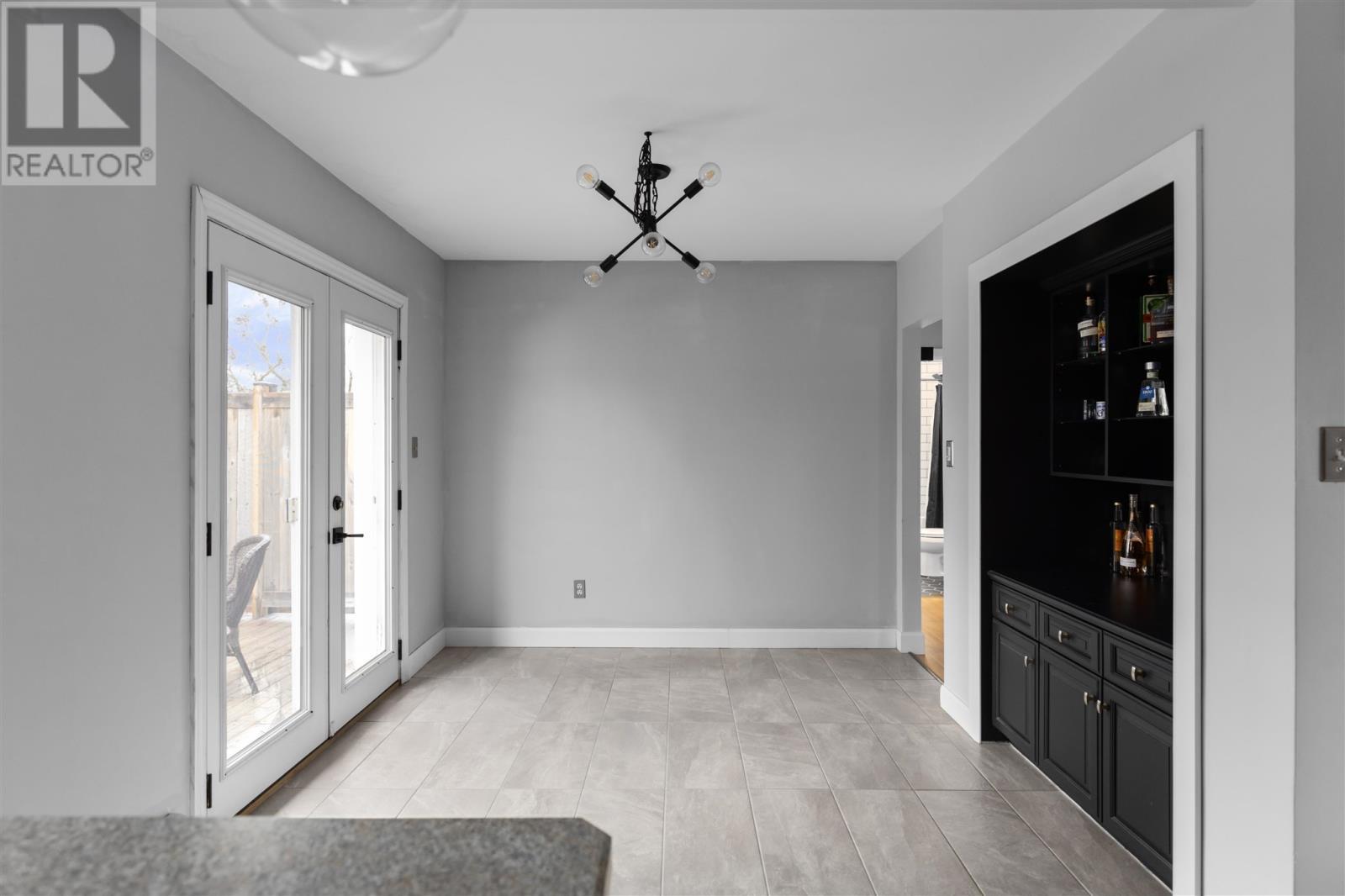 225 Hugill St, Sault Ste. Marie, ON - Indoor Photo Showing Other Room