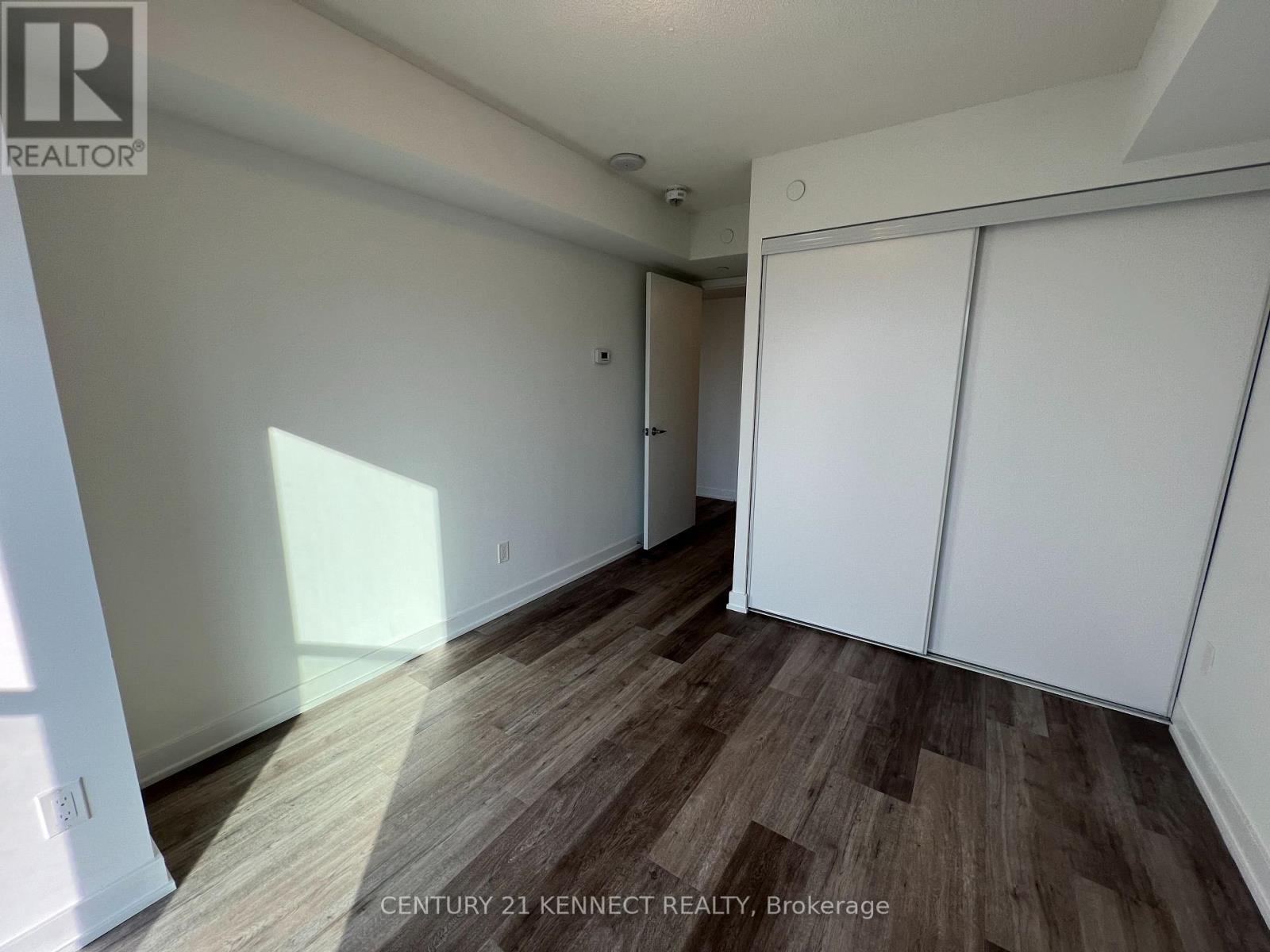 804R - 231 College Street, Toronto, ON - Indoor Photo Showing Other Room