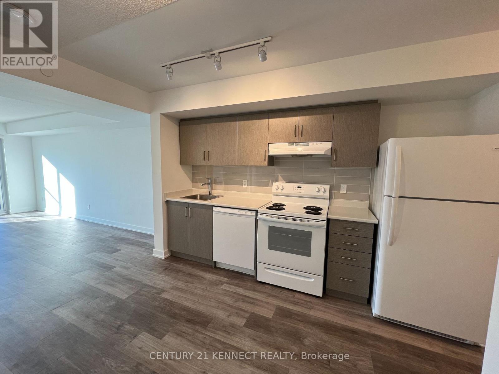 804R - 231 College Street, Toronto, ON - Indoor Photo Showing Kitchen