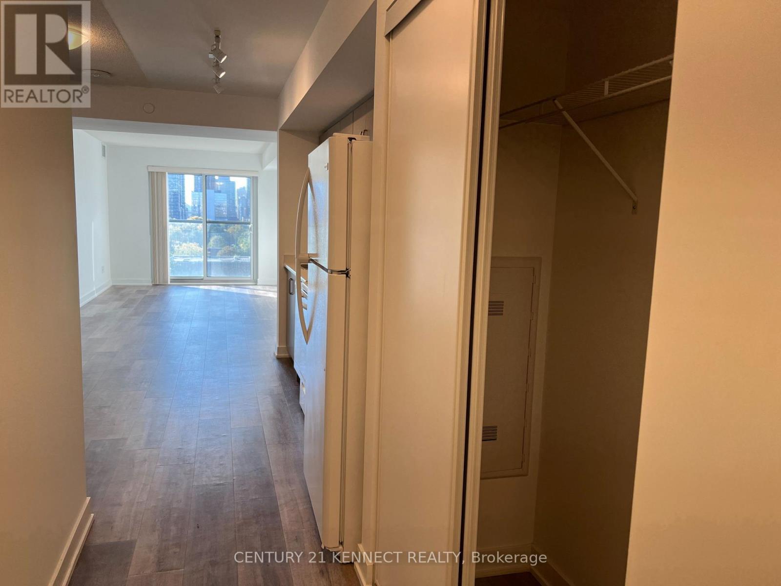 804R - 231 College Street, Toronto, ON - Indoor Photo Showing Other Room